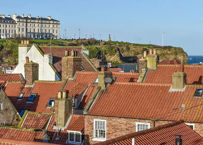 Sea Dog Cottage - Uk42479 Whitby