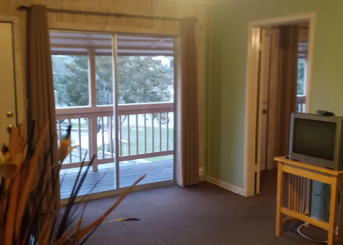 Lodge At Turkey Cove Canyon Lake