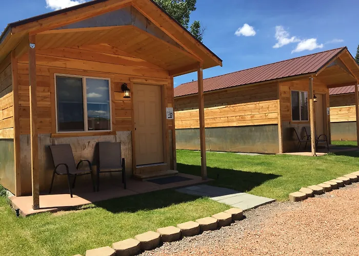 Mountain Ridge Cabins & Lodging Between Bryce And Zion National Park Hatch