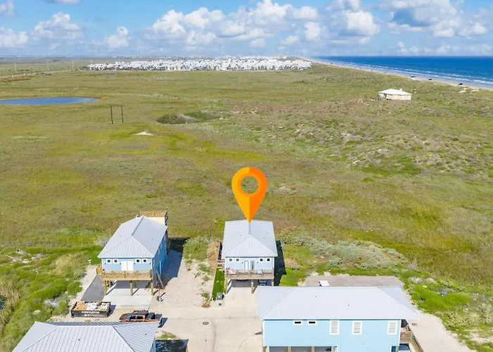 Jetty Set Go! Ocean Views & Private Pool! Villa Port Aransas