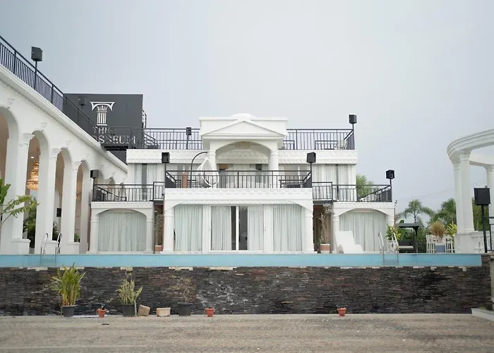 The Colosseum Staycation Hyderabad