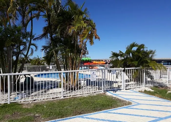 Old Wooden Bridge Resort & Marina Big Pine Key