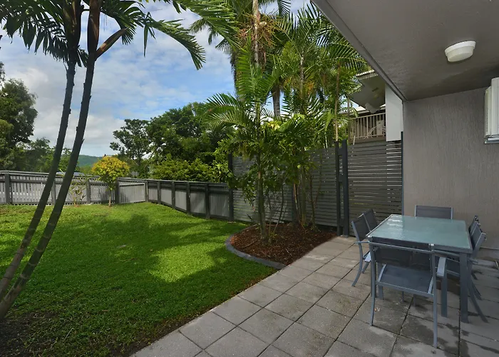 Seascape Holidays At Reef Terraces On St Crispins Port Douglas