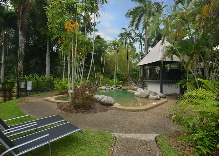 Seascape Holidays At Reef Terraces On St Crispins Port Douglas