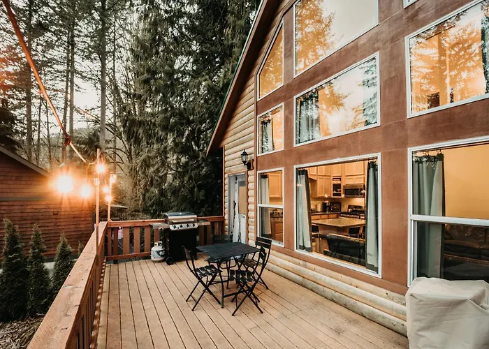 Glacier Springs Cabin #2 - Wifi - Bbq - Game Room