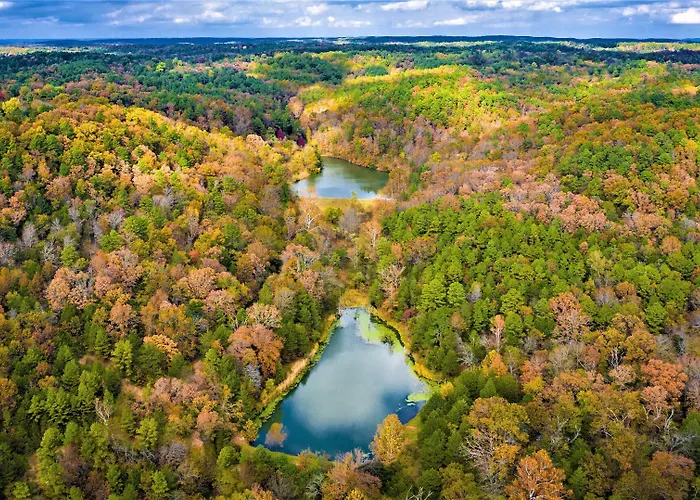 Cinnamon Valley Eureka Springs