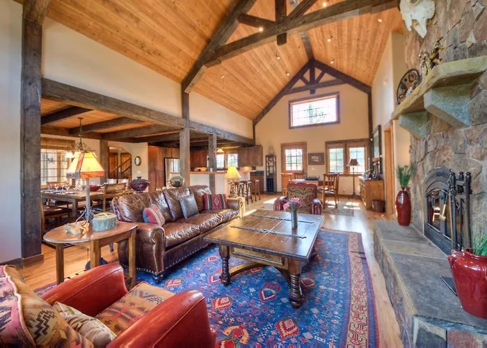 Antler Ridge Lodge Big Sky