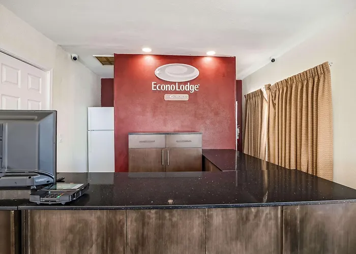 Econo Lodge Needles