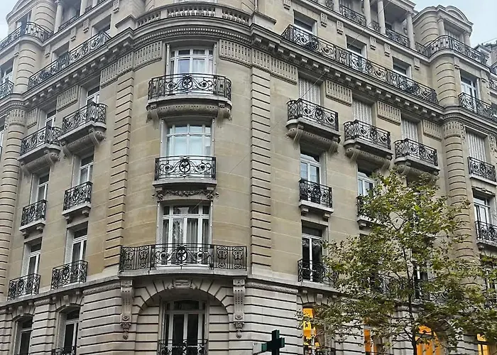 Sous Les Toits De Paris Trocadero Apartment