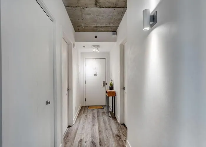 Corporate Stays Le Shaughn 2 Bedroom Montreal