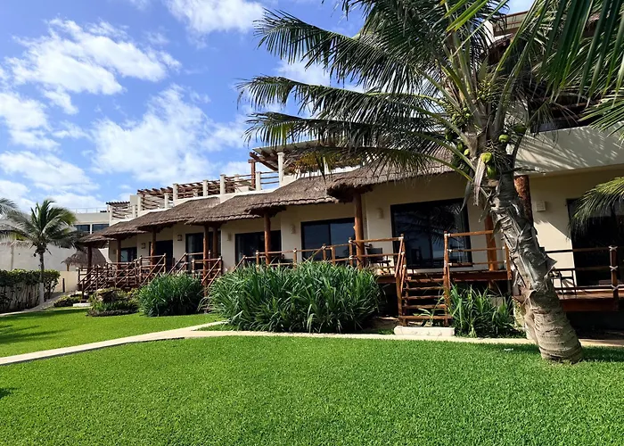 Villa With Ocean View, Pool, Restaurant And Rooftop Isla Mujeres