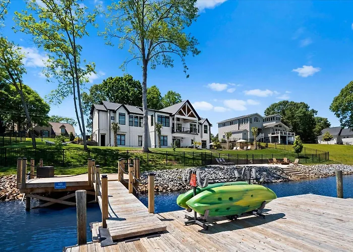 Hogan Crest Villa Mooresville
