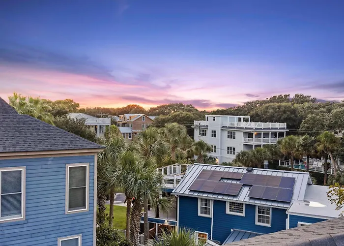 Cm3302: 3302 Cameron Blvd. Isle of Palms