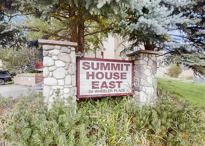 Summit House East 112 Apartment Copper Mountain