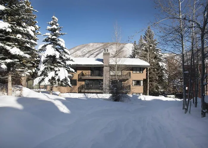 700 Monarch 201 Villa Aspen