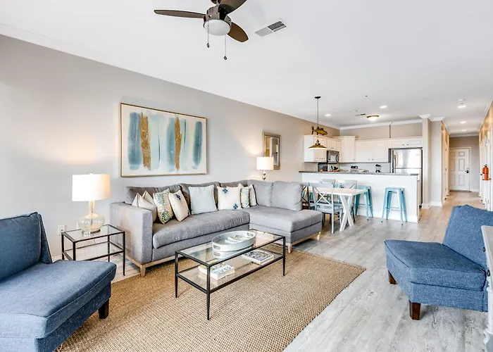 114 West Arctic Villa Folly Beach