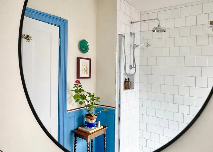 Central York Menagerie House Walk Score 98