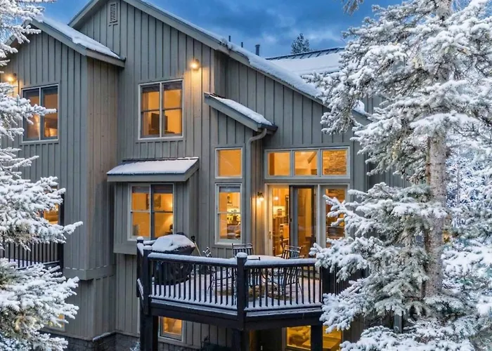 Luxurious Peak 8 Lodge 4Bdr Near Slopes With Private Hot Tub Breckenridge