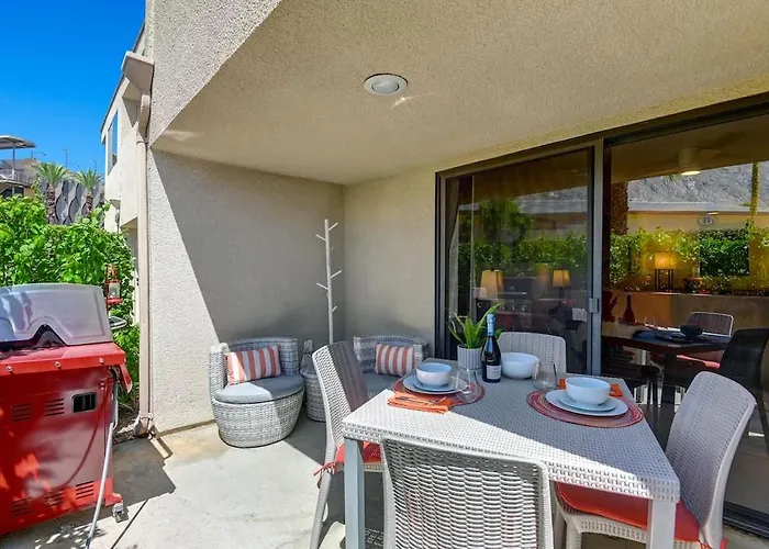 Modern Plaza Villas Oasis - Alice Lodging Palm Springs