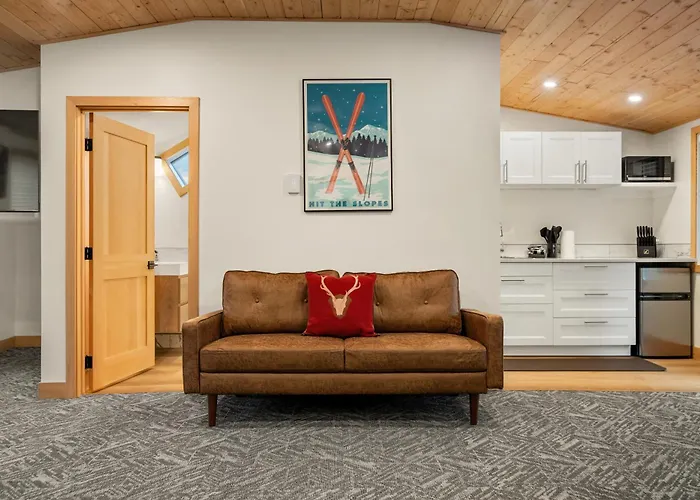 Elkhorn Lodge Vacation Rentals Banff