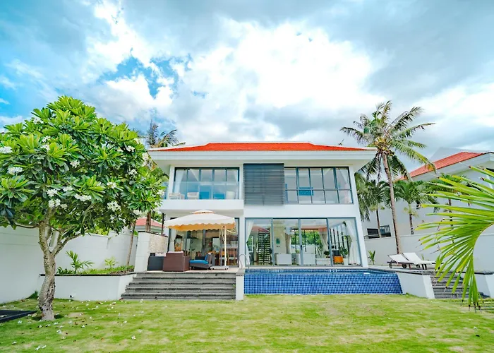 Diamond Beach Villa Danang