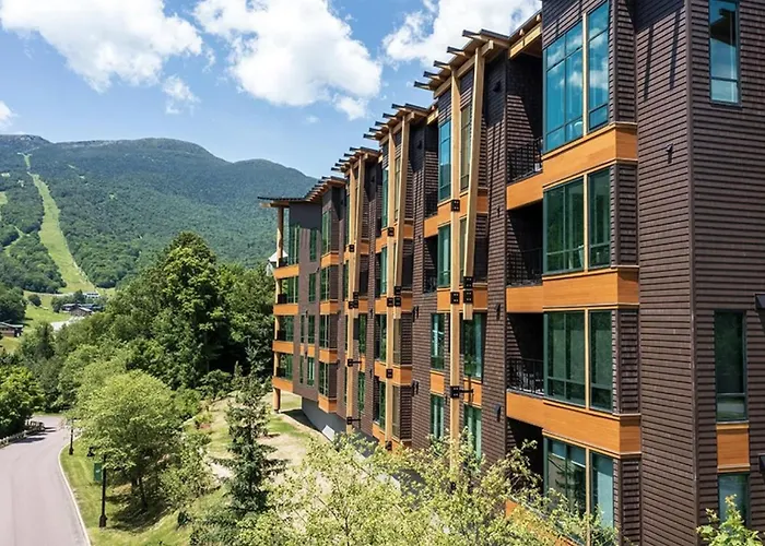 420 Lodge At Spruce Peak New Treehouse Unit 3 Bed Sleeps 10 Stowe