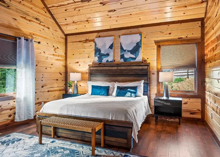 Smokey'S Paradise By Avantstay Sleeps 22 Pool Sevierville