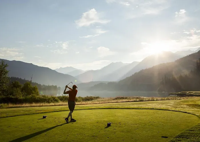 Hearthstone Lodge 3 | Central Whistler Village Condo With Sauna & Hot Tub