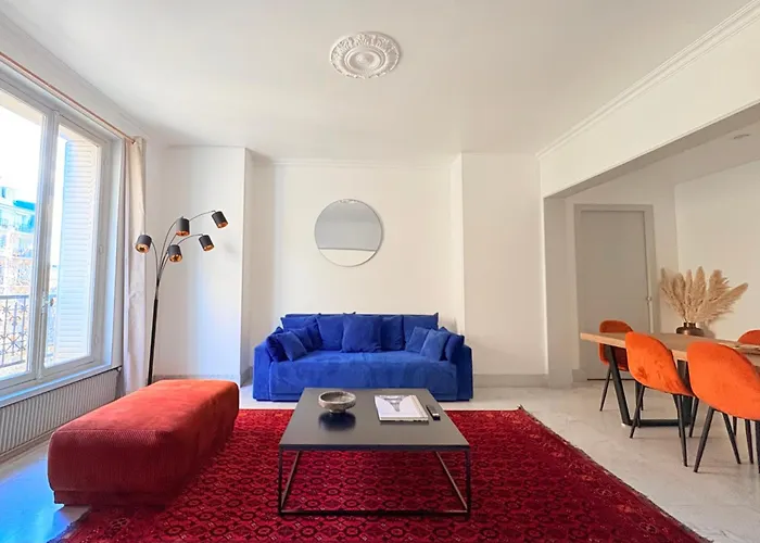 Gustave - Charming Eiffel Tower Appartement - Paris