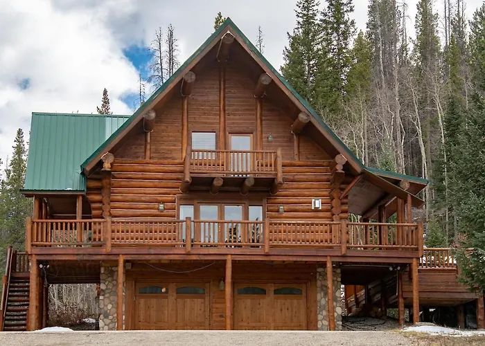 Elk Meadow Lodge: Luxury Log Home, Hot Tub Breckenridge