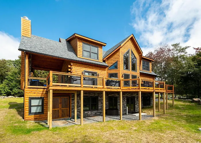 Sunshine Chalet McHenry