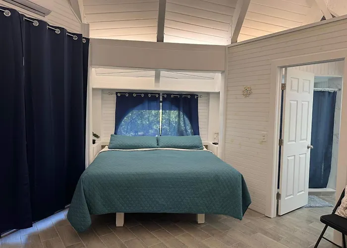 Treehouse Private Village At Barnacle Resort Big Pine Key