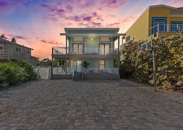 Surf Camp Villa New Smyrna Beach