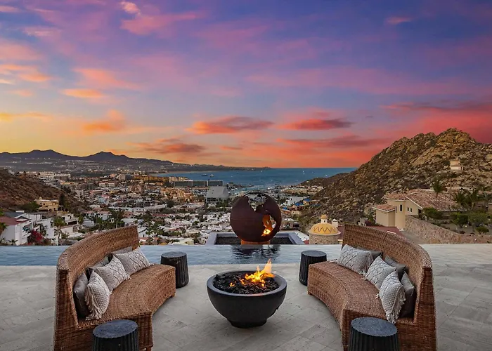 Lucia Noir Villa Cabo San Lucas