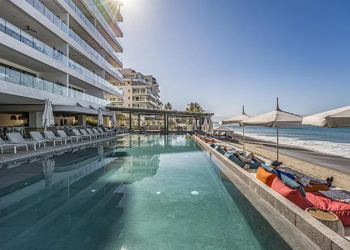 New Luxury 3 Bedroom Condo Udara - Beach - Pool - Spa Bucerias