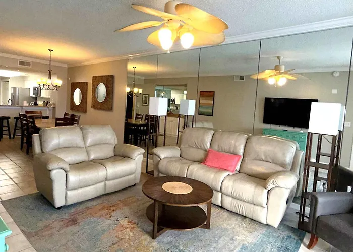 The Pearl Of Navarre Beach 1303 Beach Service