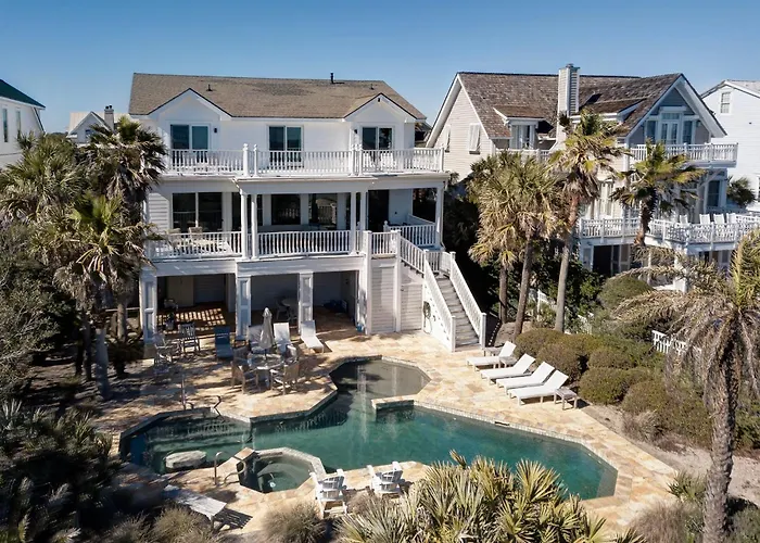 Coastal Sunrise Ocean Front On Ocean Blvd. Private Pool/Hot Tub, Stunning Ocean Views! Villa Isle of Palms