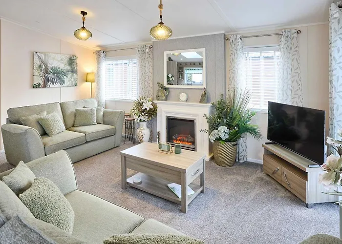 The Yorkshire Burrow Lodge With Hot Tub