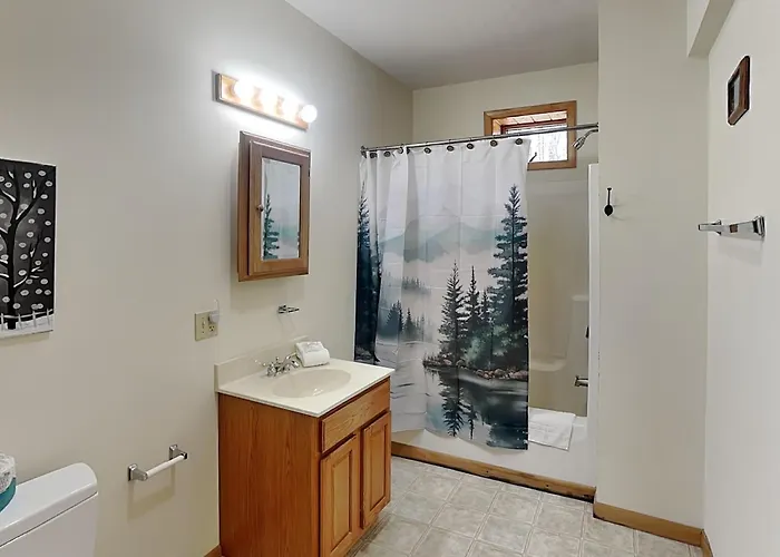 Fairway Breeze Villa McHenry