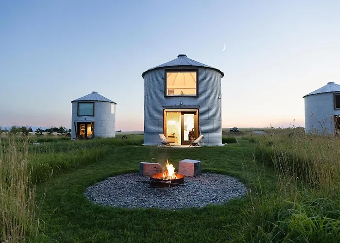 Clark Farm Silos #2 - Incredible Mountain Views Kalispell