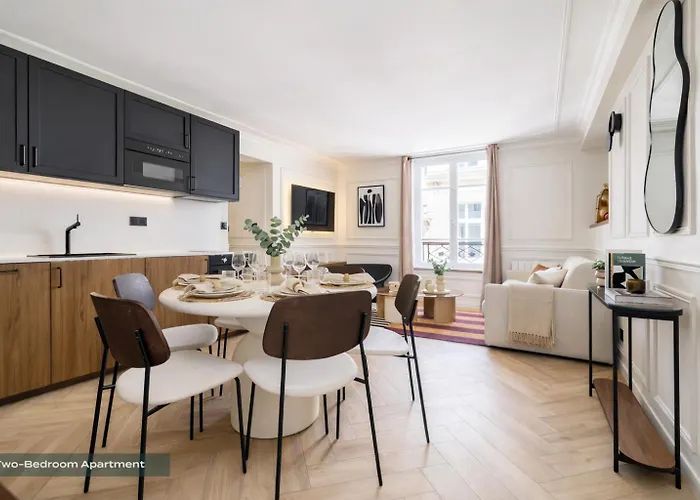 Poeticstay - Louvre Paris