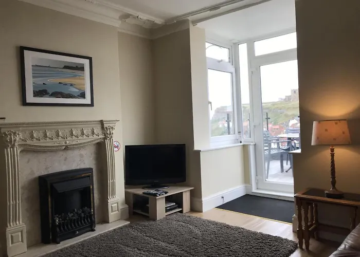 3 Bed In Whitby Oc-W957
