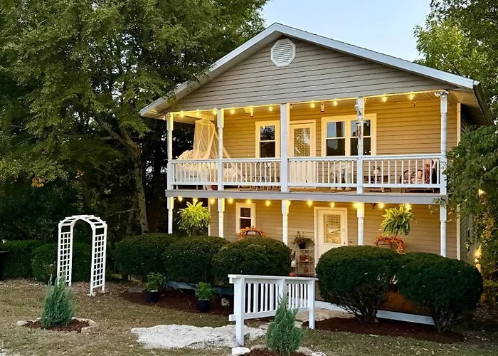 The Hideaway House At The Bluebird Villa Eureka Springs