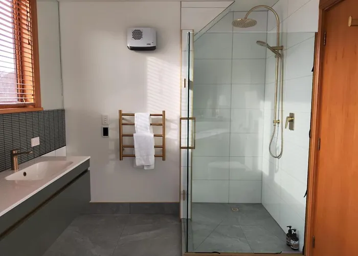 Manata Homestead & Lodge Queenstown