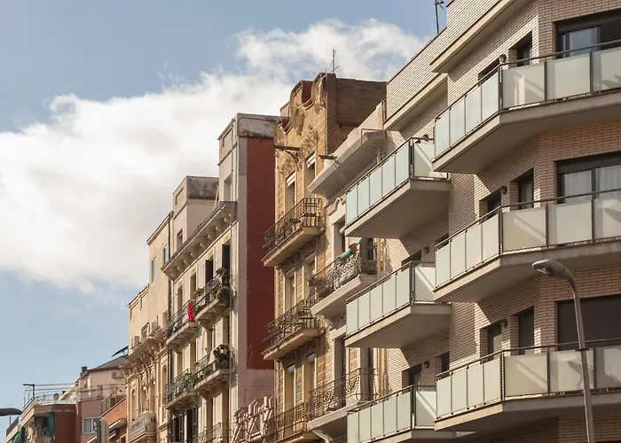 Feelathome Plaza Apartments Barcelona
