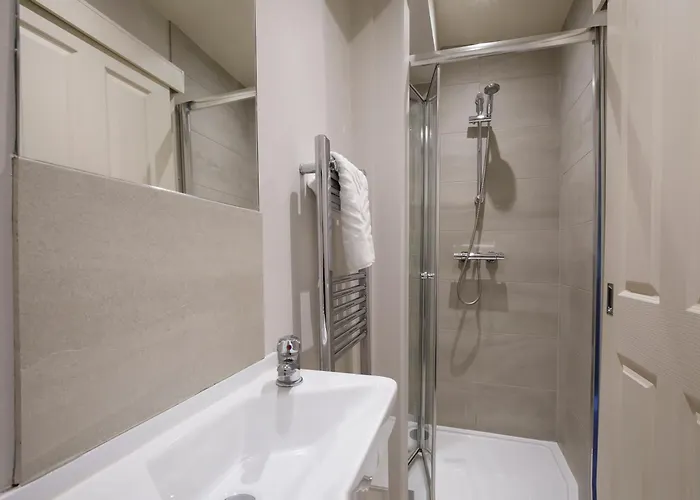 Patrick'S Pool- 4 Bedroom,4 Bathroom, Most Central Luxury Townhouse! York