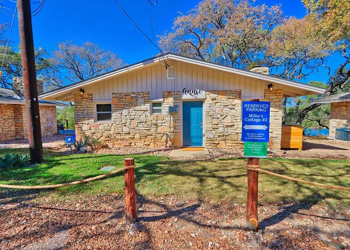 Millies Cottages Unit 2 - Annie Canyon Lake