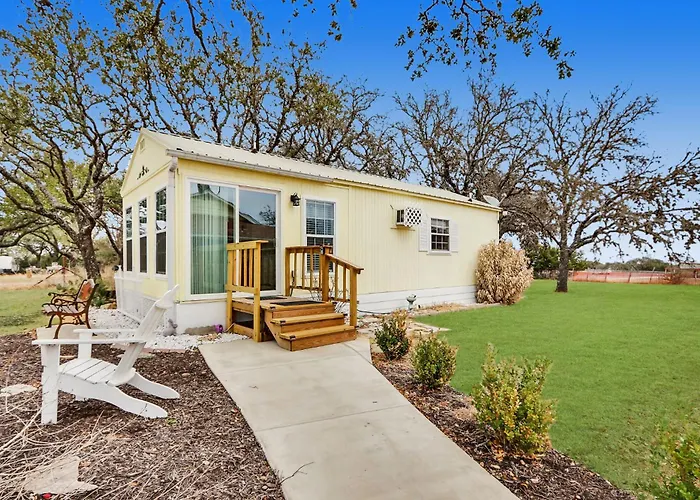 Karas Cottage Johnson City
