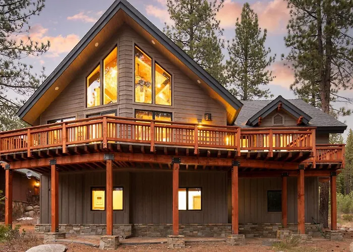 Coyote Moon By Avantstay Cabin Wsauna Mins From Dt Truckee Northstar