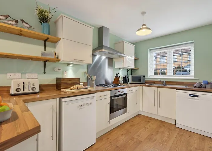 2 Bed In Whitby Oc-W502 Villa
